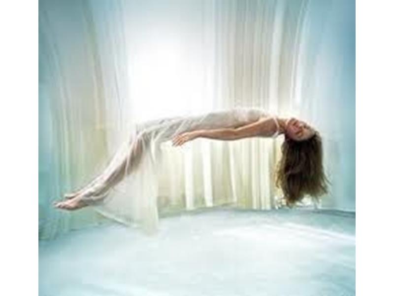 Levitação MM - Levitation Levitação MM - Levitation